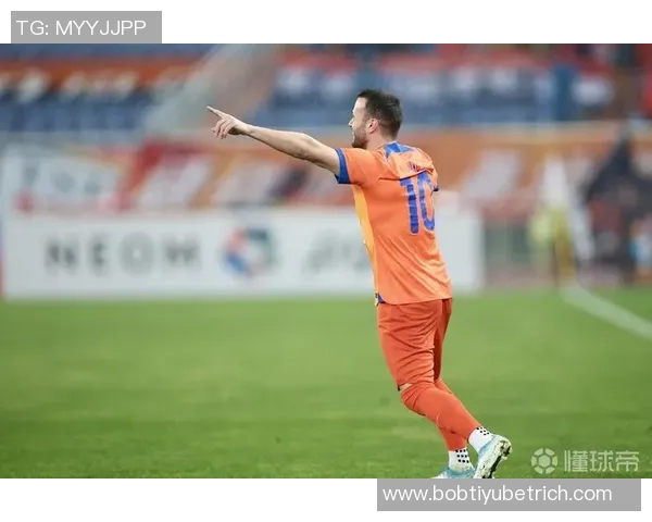 卡扎伊什维利荣膺2025赛季中超最佳球员创27球5助佳绩